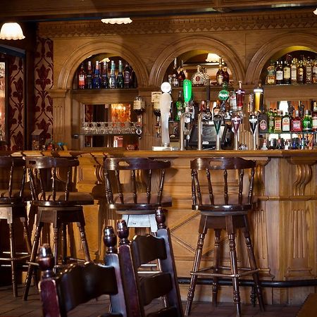 Meadow Court Hotel ラウレア エクステリア 写真