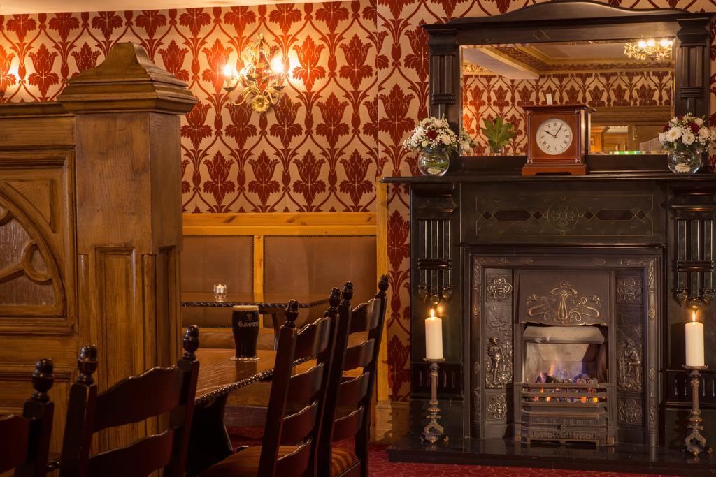Meadow Court Hotel ラウレア エクステリア 写真